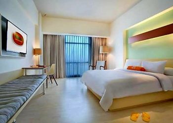 Rayakan Malam Tahun Baru 2026 HARRIS Bekasi Hadirkan “Mystic Midnight Forest”