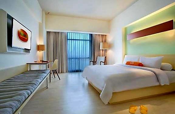 Rayakan Malam Tahun Baru 2026 HARRIS Bekasi Hadirkan “Mystic Midnight Forest”