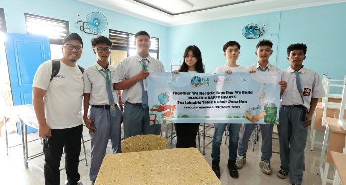 Blue Generation – Happy Hearts Indonesia Donasikan Perangkat Belajar Berbahan Plastik Daur Ulang Untuk Dorong Inovasi Ramah Lingkungan