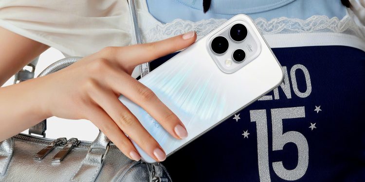 OPPO Resmi Buka Pre-order Reno15 Series dengan Desain Dancing Aurora Pertama