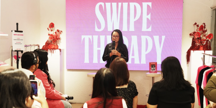 Eat Pray Love Versi Generasi Tinder: Ketika Swipe, Patah Hati, dan Self-Discovery Bertemu di Buku Mira Sumanti