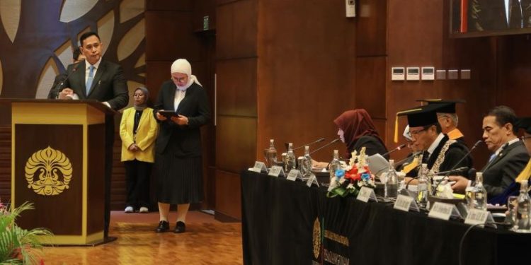 Dirut Bulog Ahmad Rizal Ramdhani Raih Gelar Doktor UI, Transformasi Tata Kelola Pasca Panen