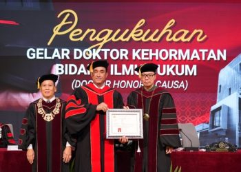 Kepala BNN Komjen Pol Suyudi Ario Seto Raih  Gelar Doktor Honoris Causa