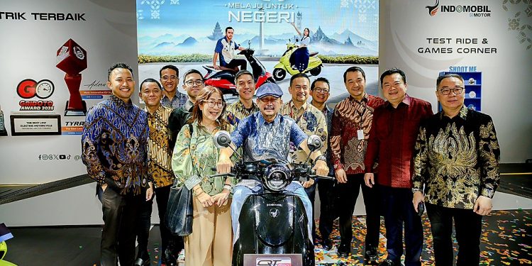Indomobil eMotor Luncurkan QT & QT Pro di IIMS 2026, Motor Listrik Canggih dengan Fitur Kelas Premium