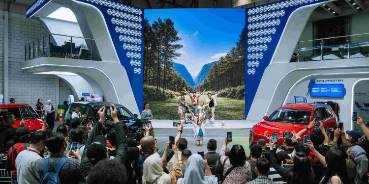 VinFast Resmi Membuka Pemesanan VF MPV 7 di Indonesia